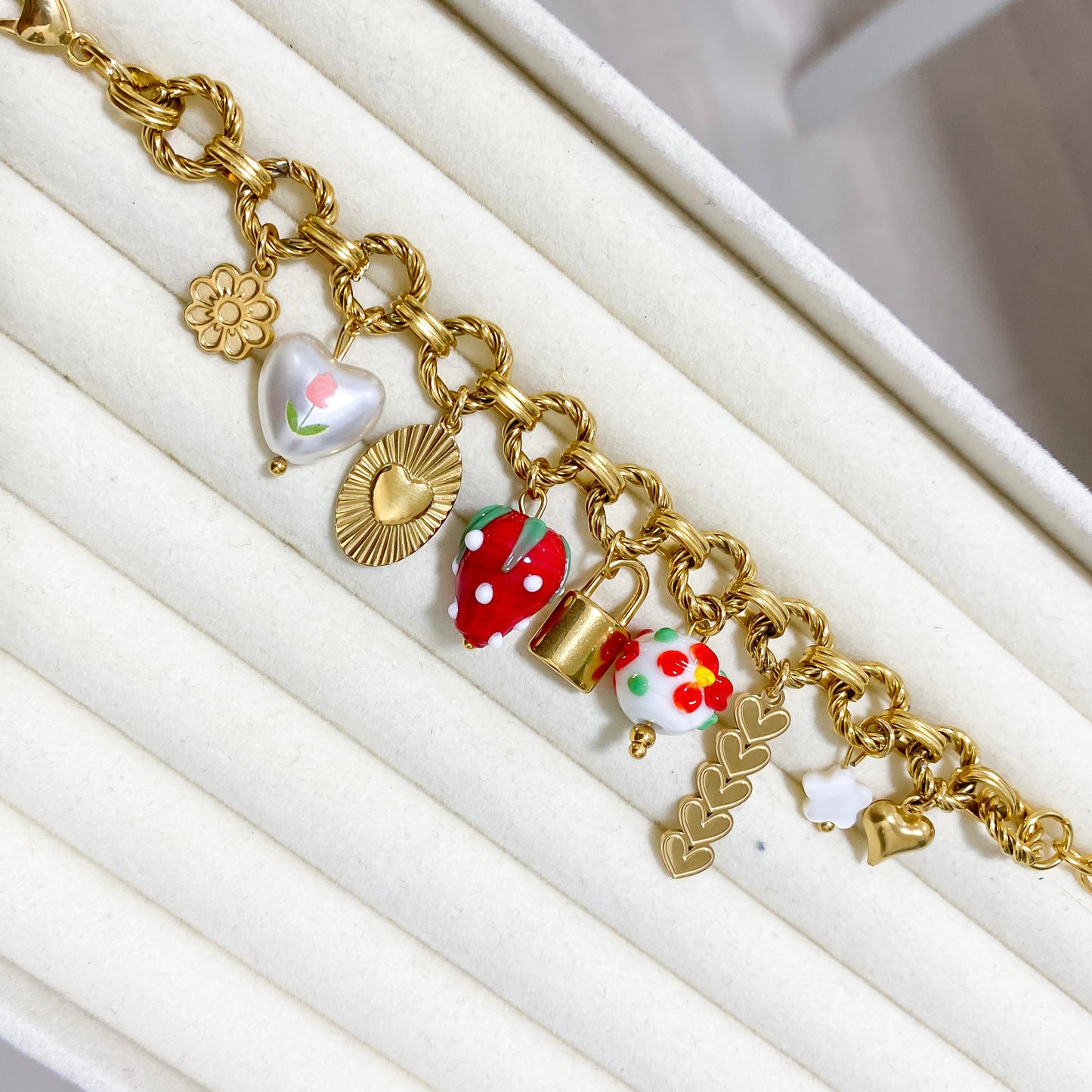 Ciondoli Fiori Rossi