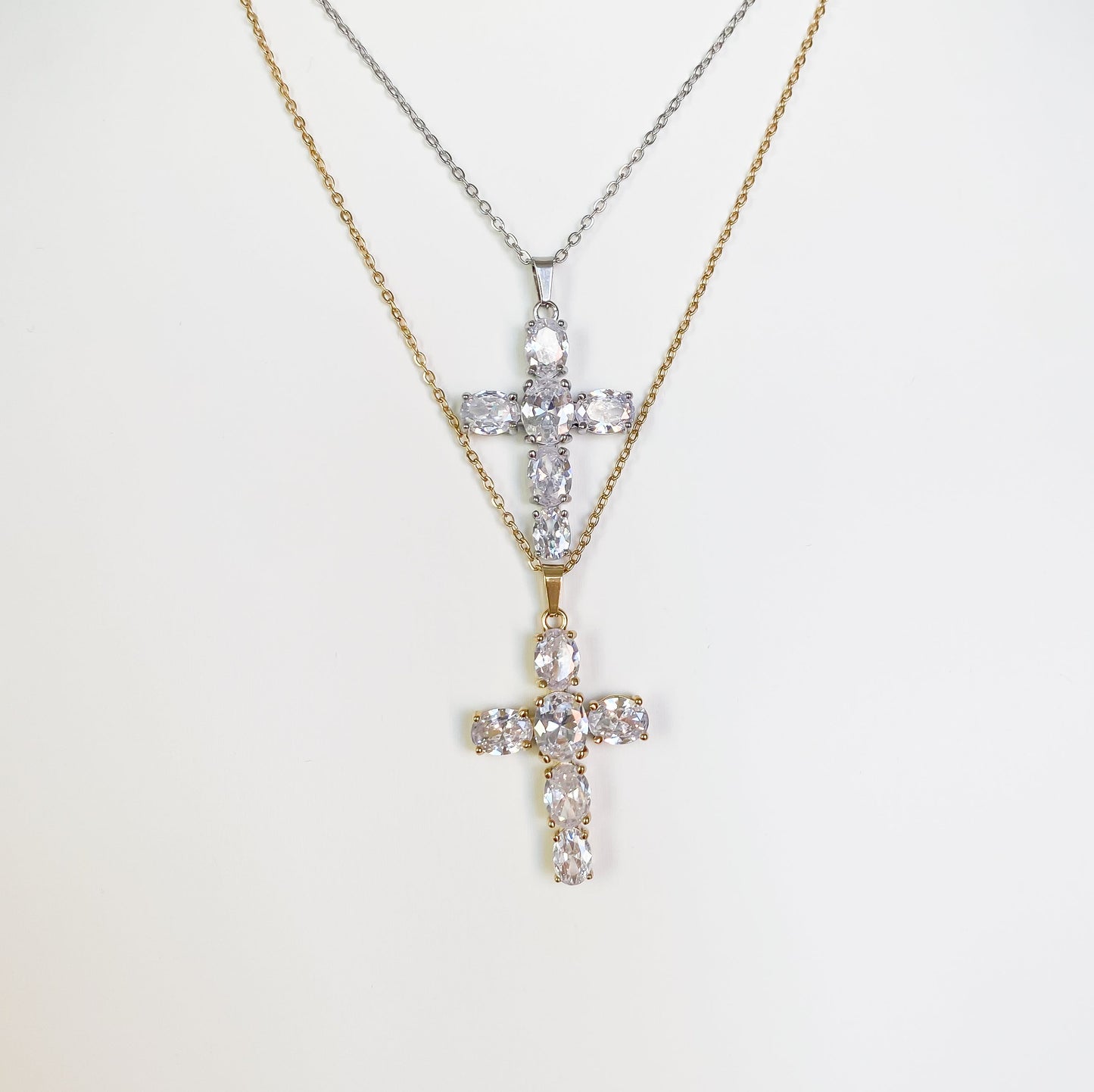 Collana Holographic Cross