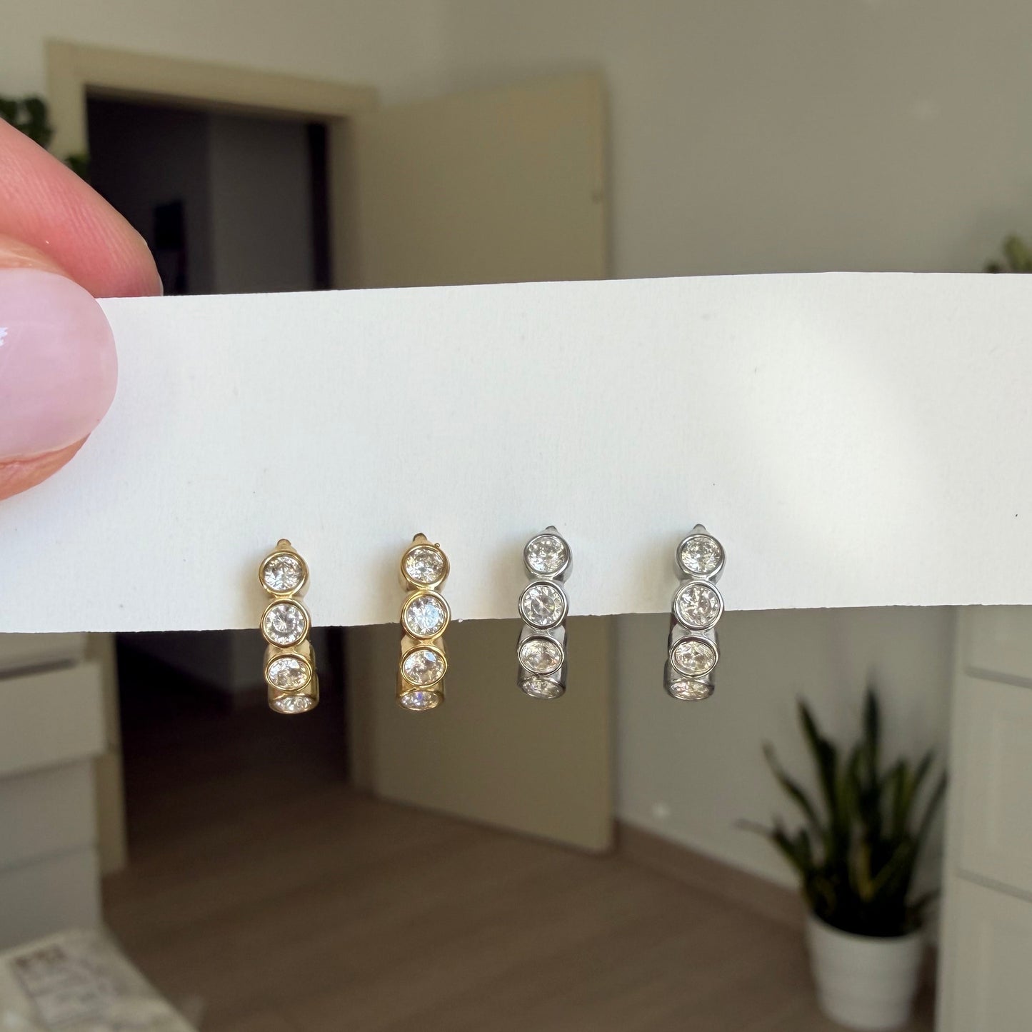 Orecchini Hoop Zircons