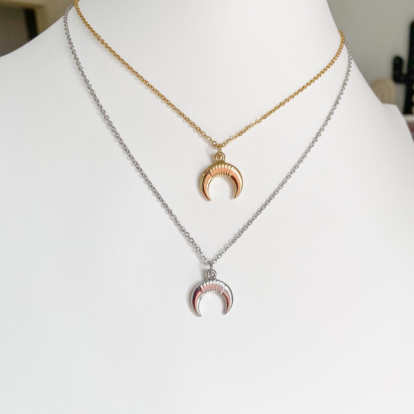 Collana Moon